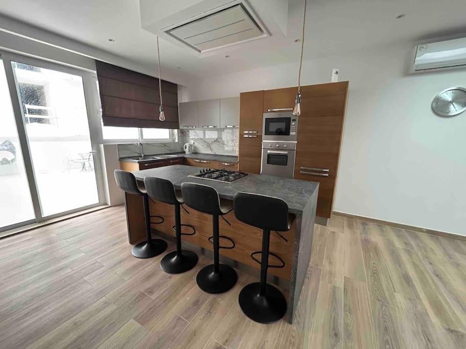 圣保罗湾城A Flat In The Heart Of Bugibba公寓 外观 照片